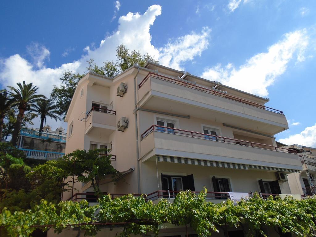 Apartments Kanli Kula 赫尔采格诺维 外观 照片