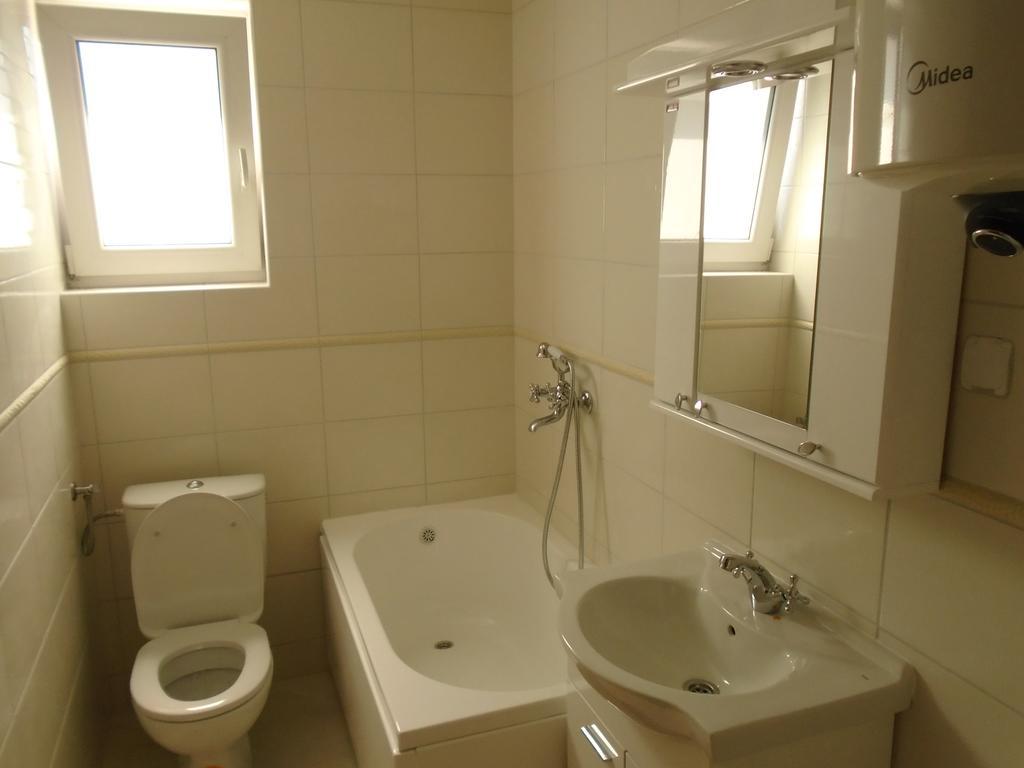 Apartments Kanli Kula 赫尔采格诺维 外观 照片